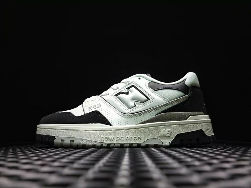 NB 550 "Black/White"