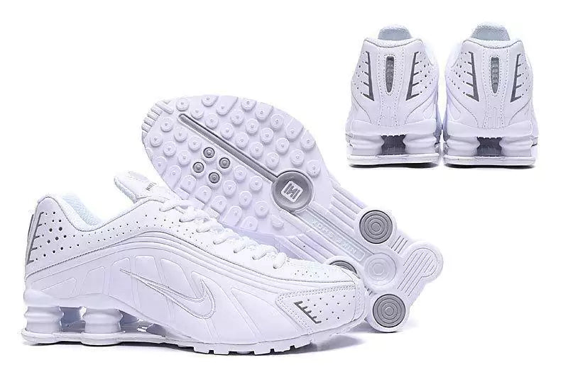 Shox R4 "Triple White"