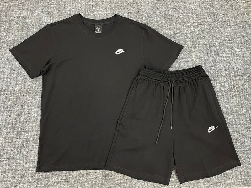 Kit Nike Basic "Black"