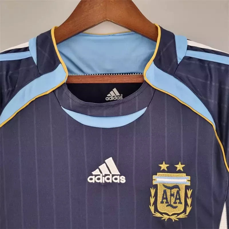 Camisa Retrô "Argentina Treino Azul Royal 2006"