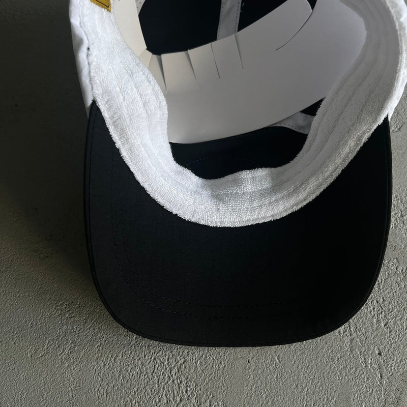 Boné Corteiz Spring "Preto/Branco"