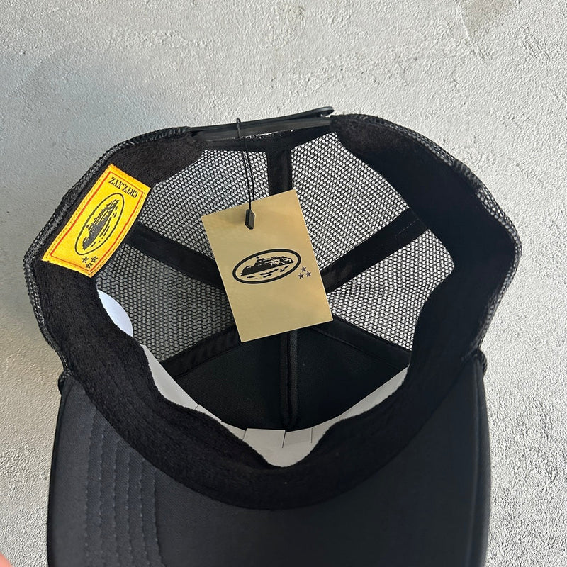 Boné Corteiz Trucker "Preto"