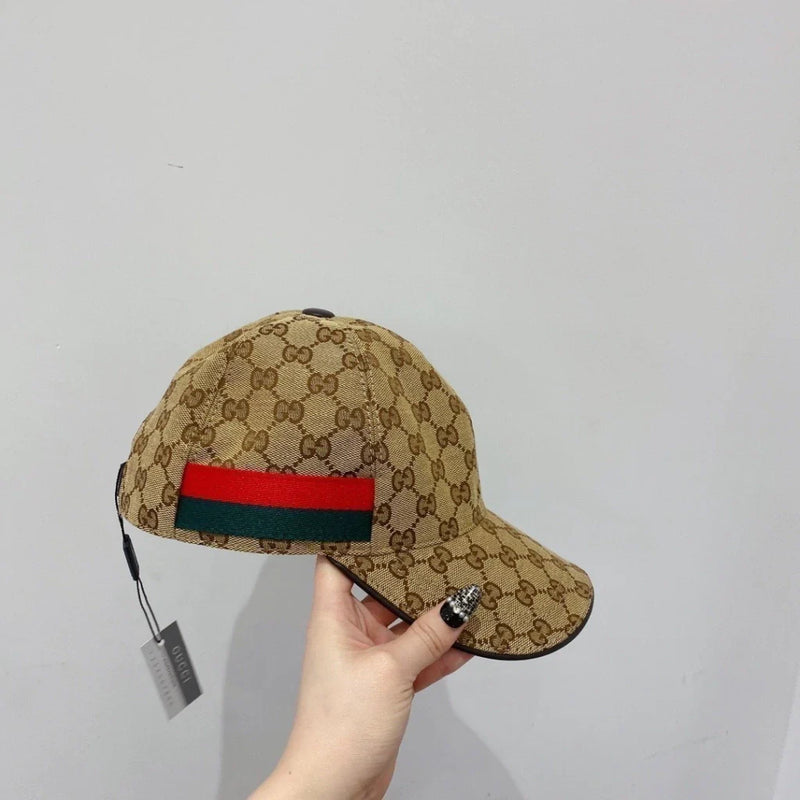 Boné Gucci "Bege"