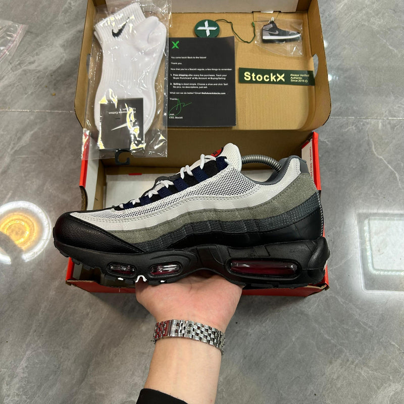 Air Max 95 Track Red Man