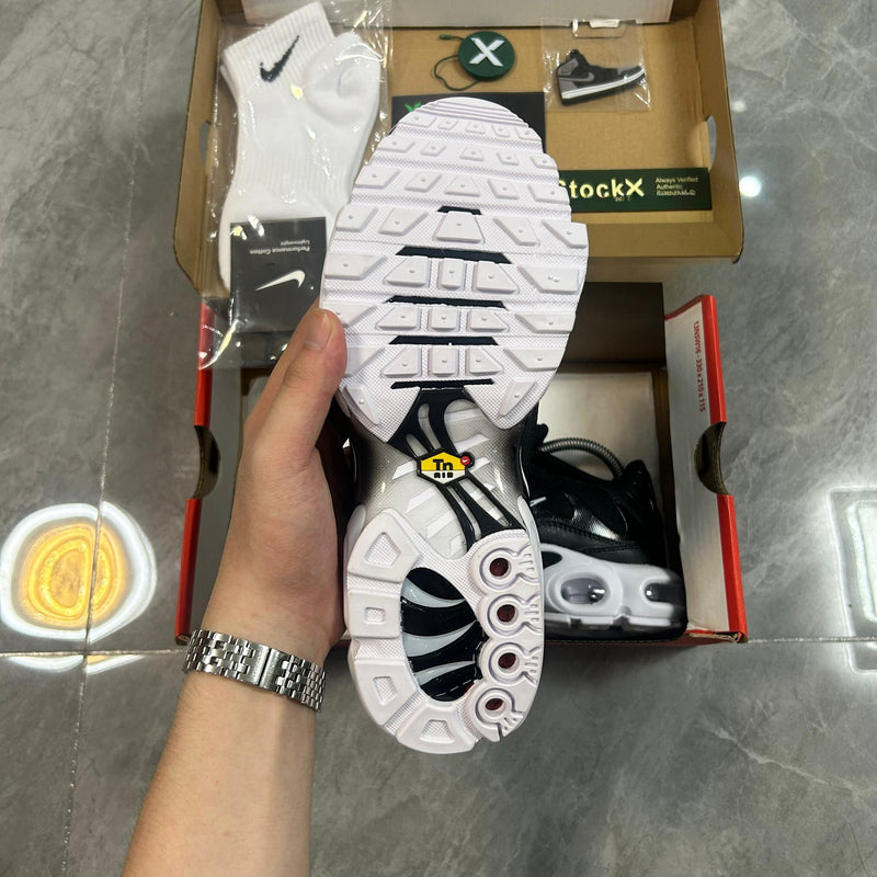 Air Max Plus TN 1 “Black/White”