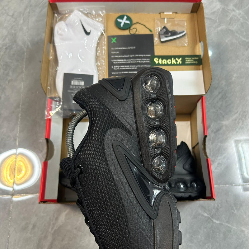Air Max DN "Triple Black"
