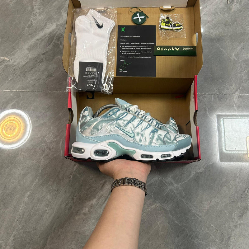 Air Max Plus TN 1 “Shark”