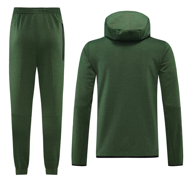 Conjunto nike tech fleece