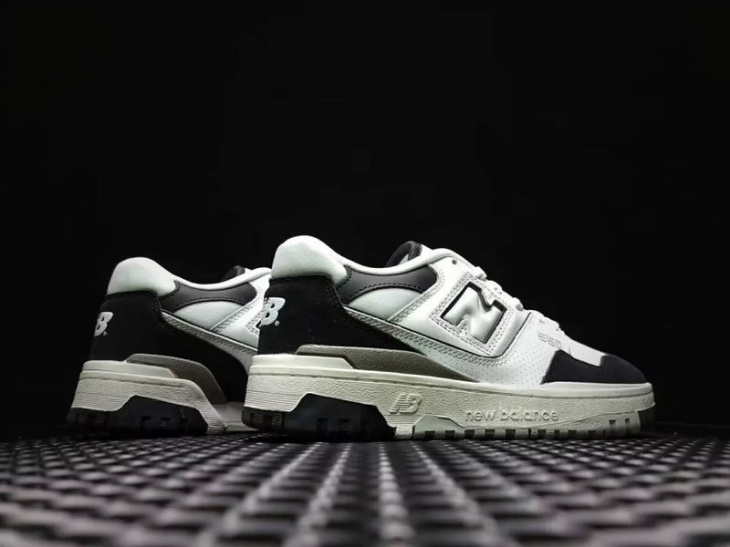 NB 550 "Black/White"