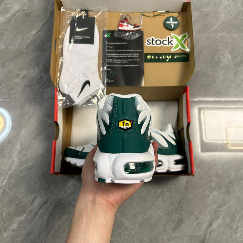 Air Max Plus TN 1 x Lacoste