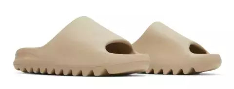 Yeezy Slide "Pure"