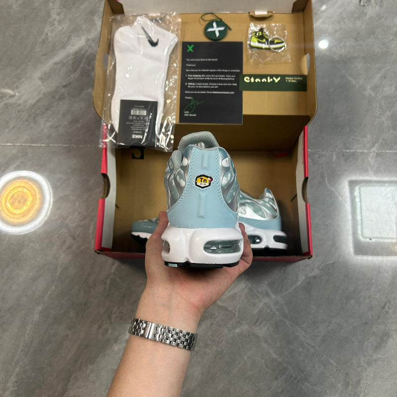 Air Max Plus TN 1 “Shark”