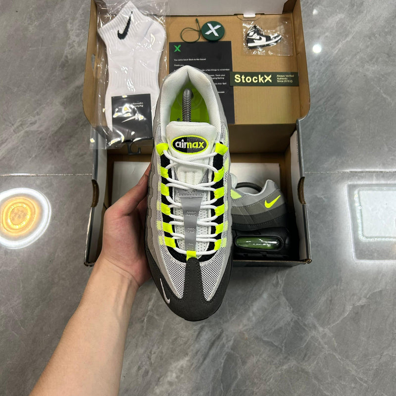 Nike Air Max Plus 95 “Neon”