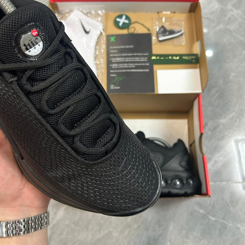 Air Max DN "Triple Black"