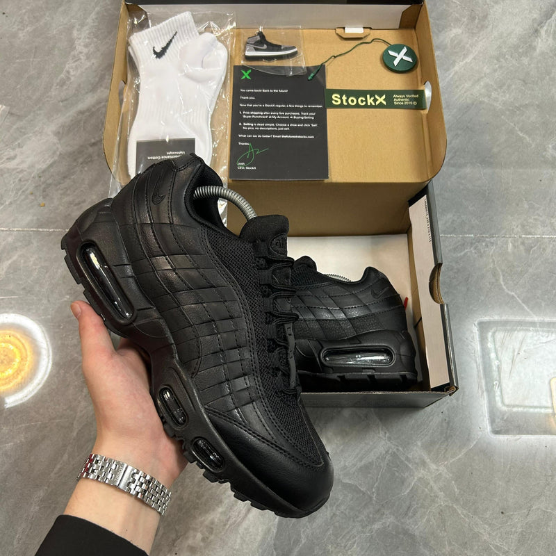 Air Max 95 "Triple Black"
