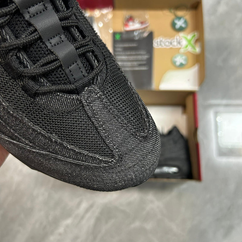 Levi's x Nike Air Max 95 OG Black