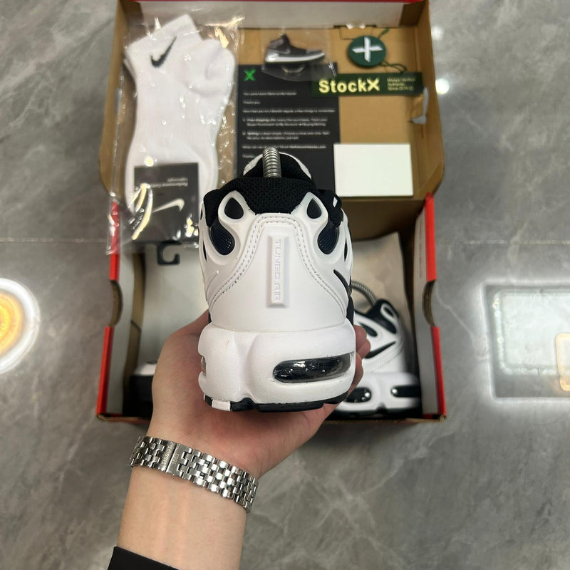 Air Max Plus Drift "Yin Yang"