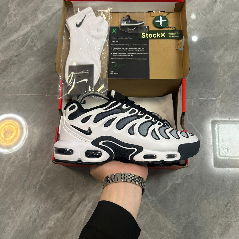Air Max Plus Drift "Yin Yang"