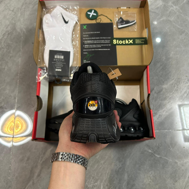 Air Max DN "Triple Black"