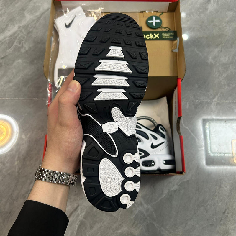 Air Max Plus Drift "Yin Yang"