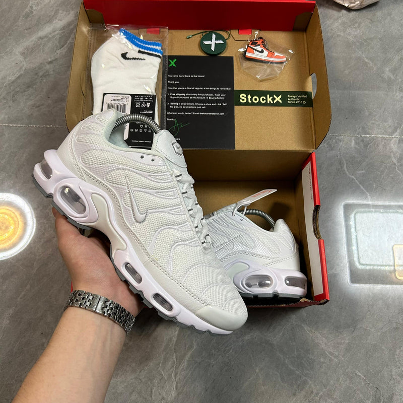 Air Max TN Plus "Triple White"
