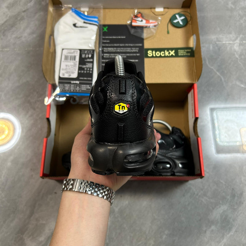 Air Max TN Plus Triple Black