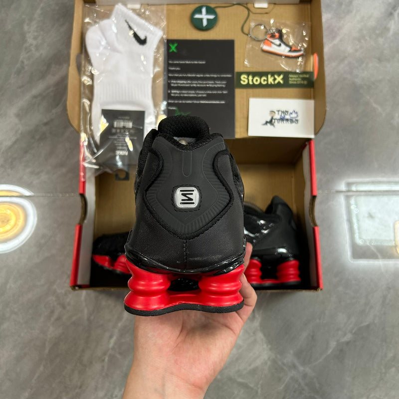 Nike Shox TL Preto/Vermelho