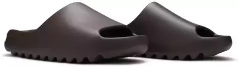 Yeezy Slide "Soot"